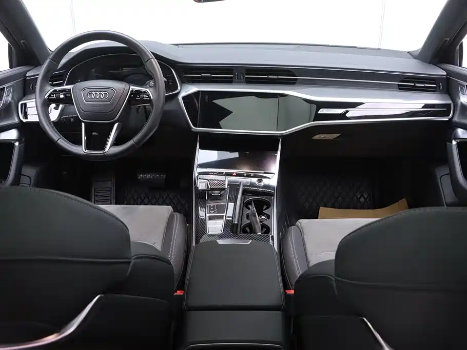 Audi A6L 2023 Facelift 40 TFSI Luxury Dynamic фото 25