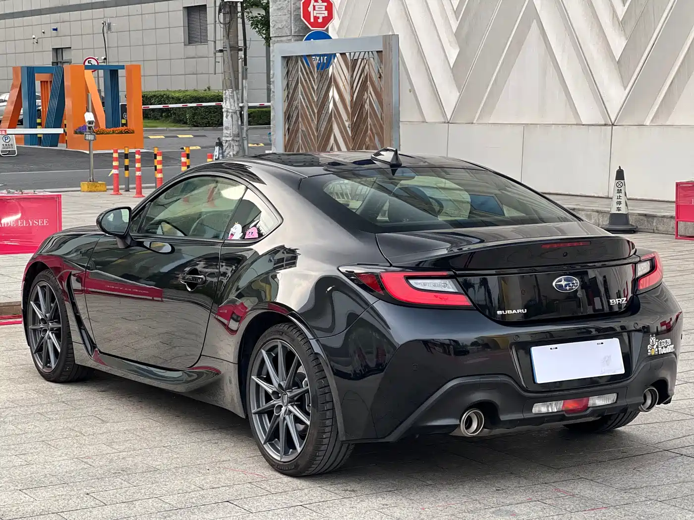 SUBARU BRZ