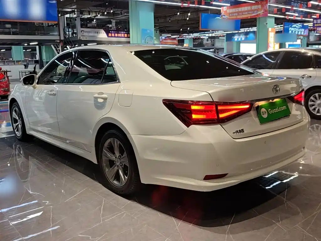 Toyota Crown 2015 2.5L Smart Edition фото 5