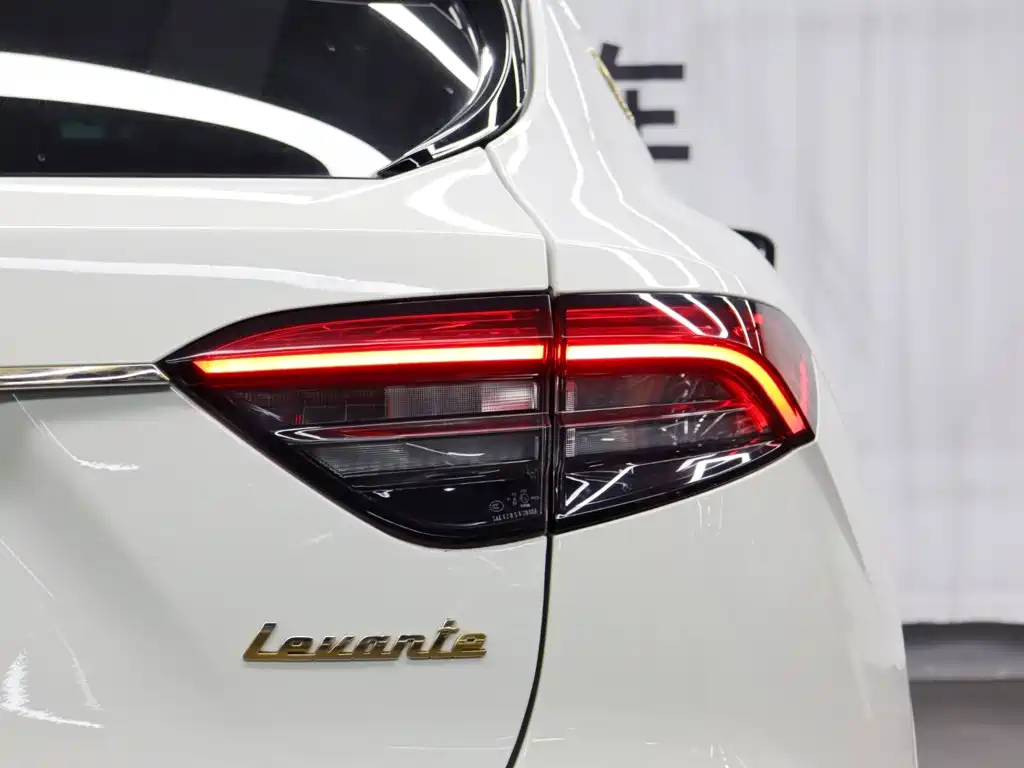 Maserati Levante 2023 2022 2.0T GT Pioneer Edition