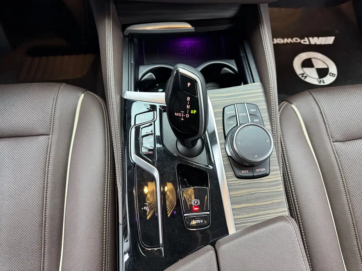 BMW 5 Series 2023 530Li Leading Luxury Package фото 10