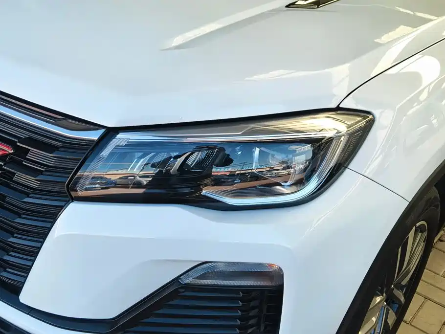 Фото 5 - Changan CS75