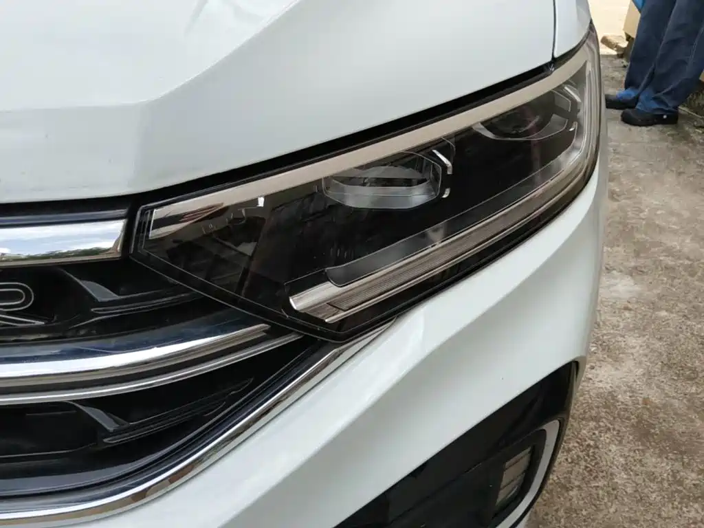Volkswagen T-ROC 2024 2024 300TSI DSG 2WD Morning Light Edition