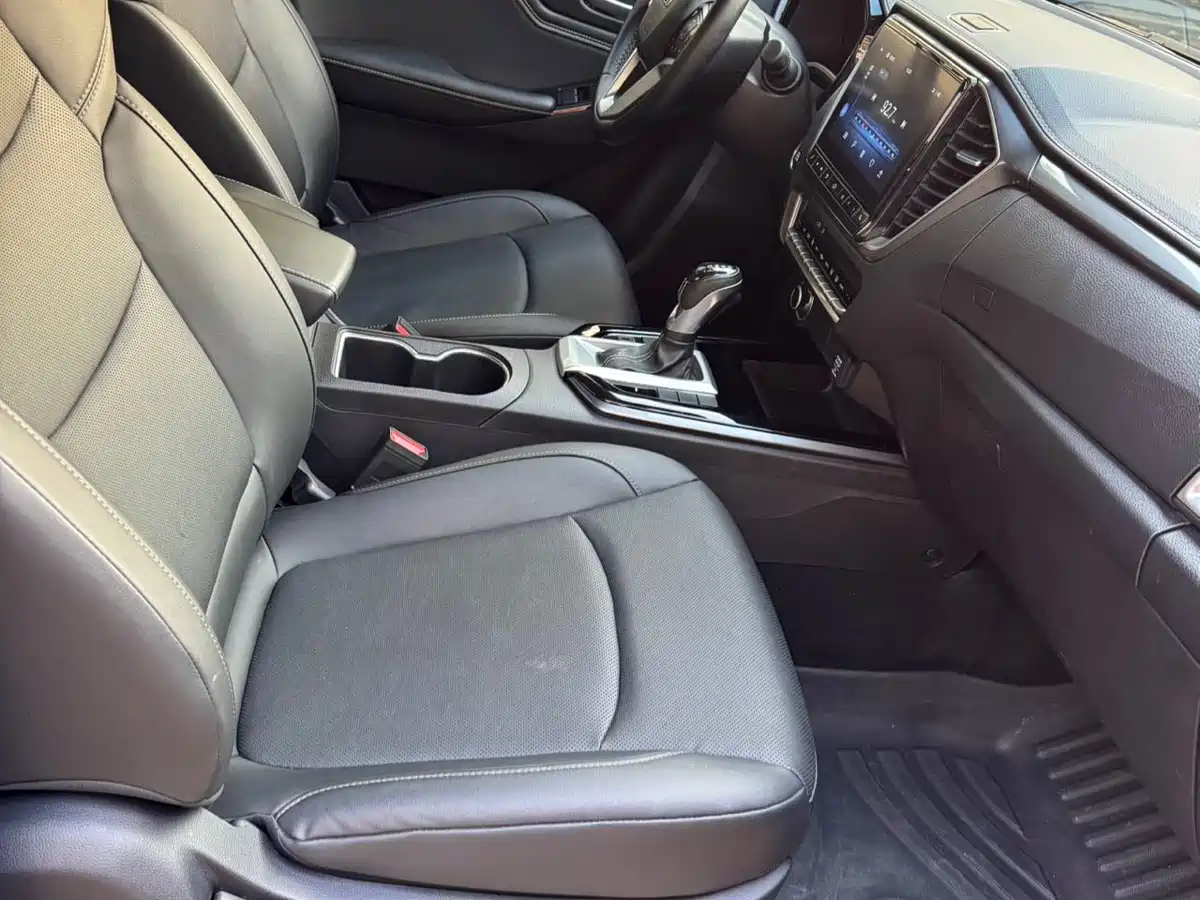 Isuzu D-MAX 2023 2021 Model 1.9T Automatic 4WD Diesel Global Tough RZ4E