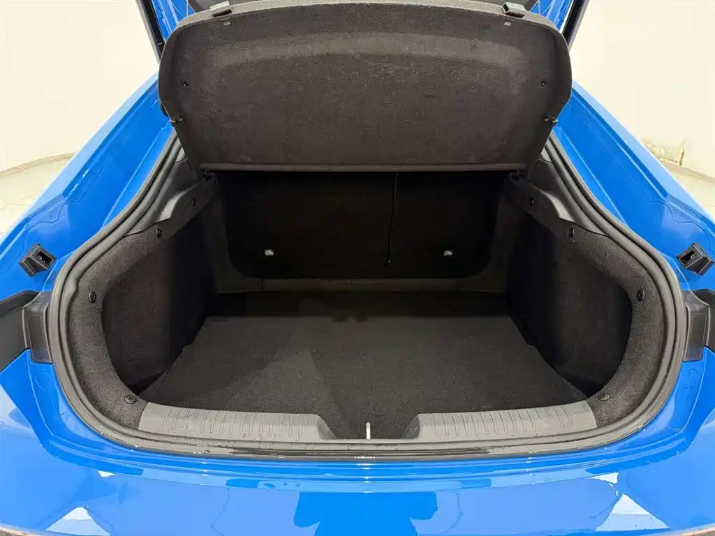 Changan UNI-V 2022 2022 1.5T Premium Model