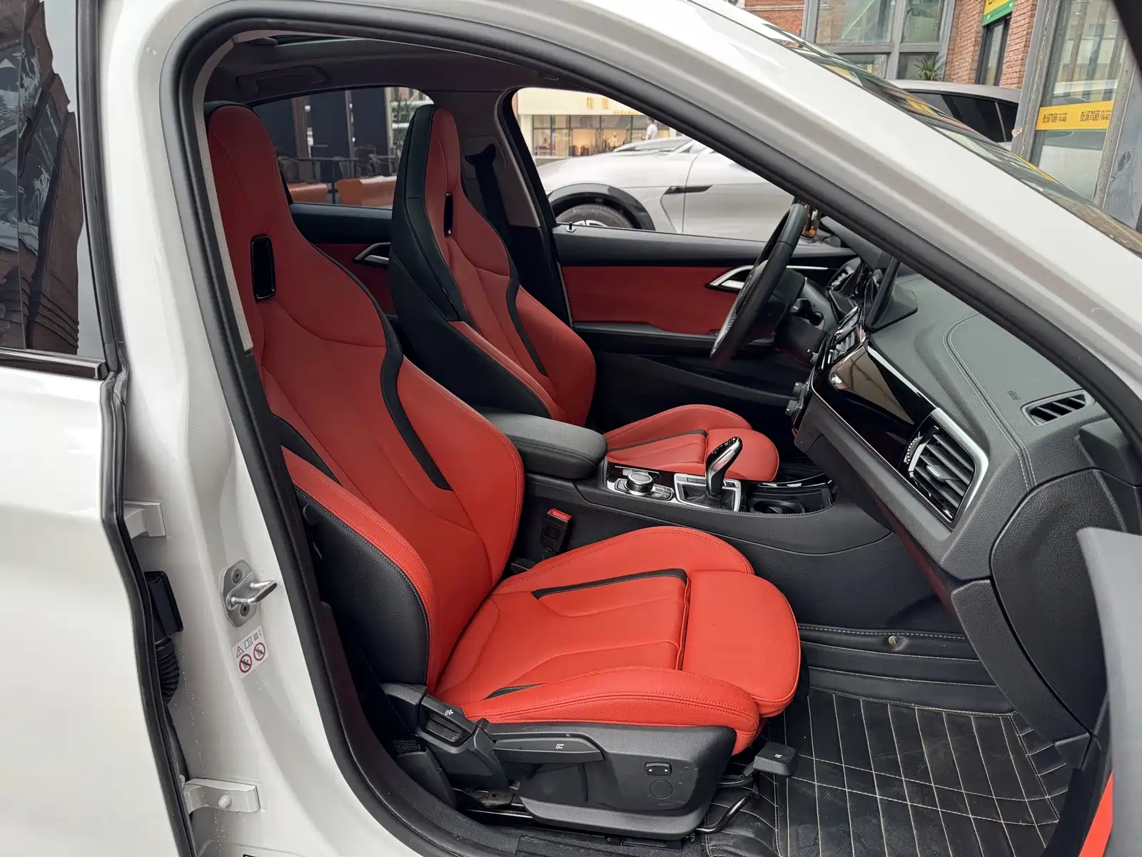 Фото 20 - BMW 1 Series