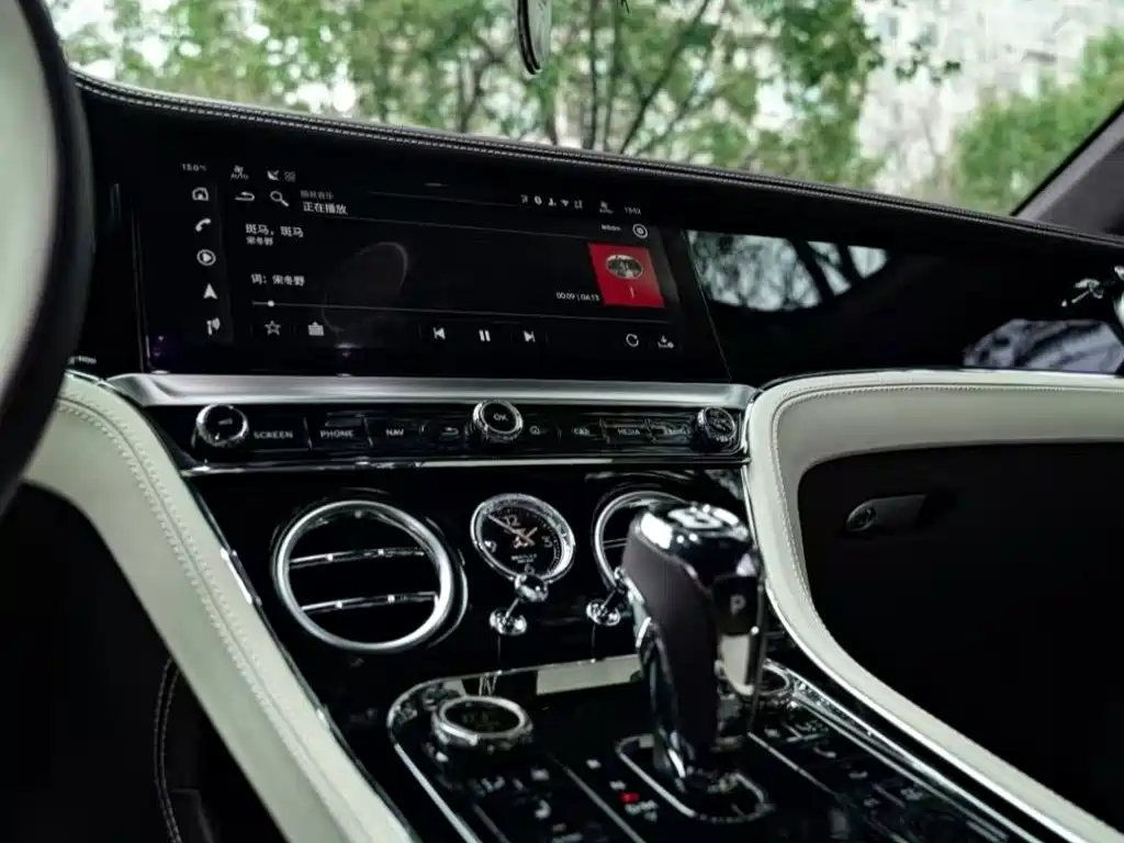Bentley Continental Plug-in Hybrid 2026 2026 GT Base Model
