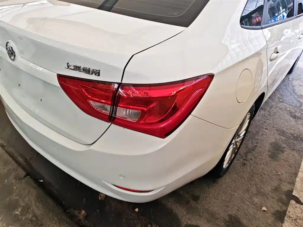 Buick Excelle 2015 15N Automatic Elite фото 8