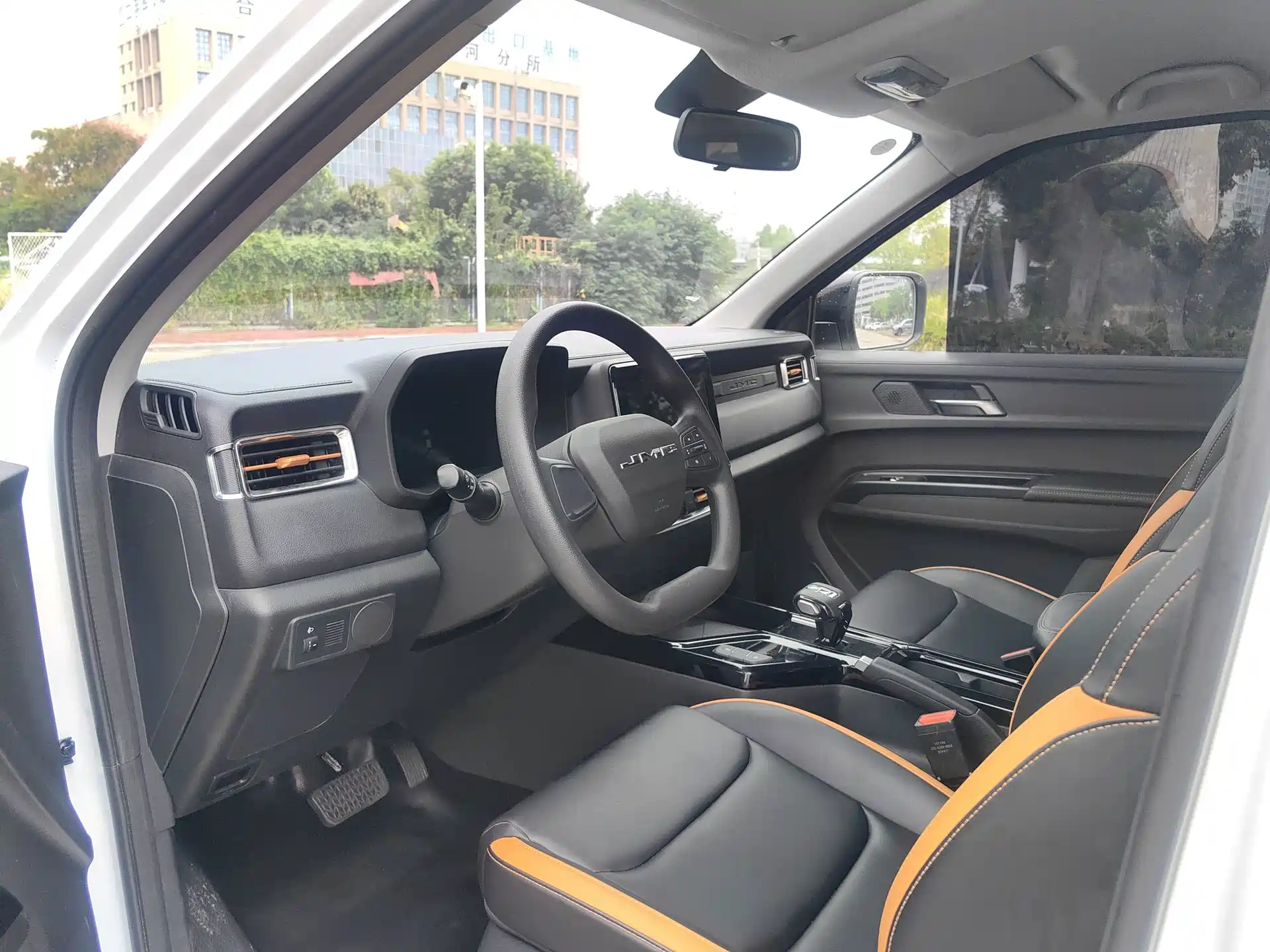 Фото 8 - Jiangling Baodian