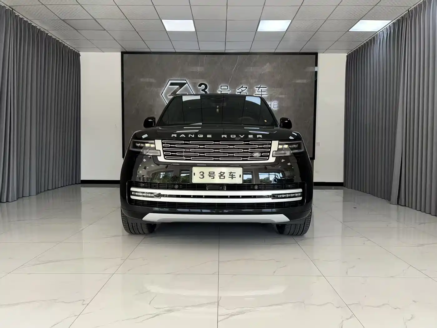 Land Rover Range Rover 2026 2025 3.0 L6 400PS Genesis Extended Wheelbase