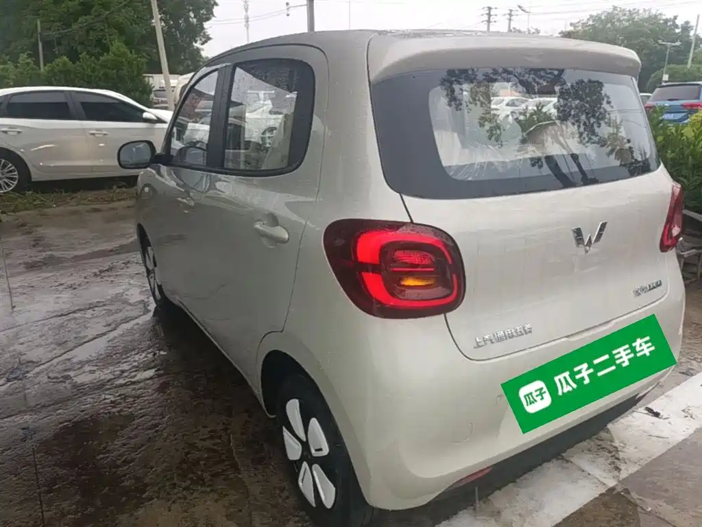 Wuling Motors Hongguang MINIEV 2026 2025 4-Door Advanced