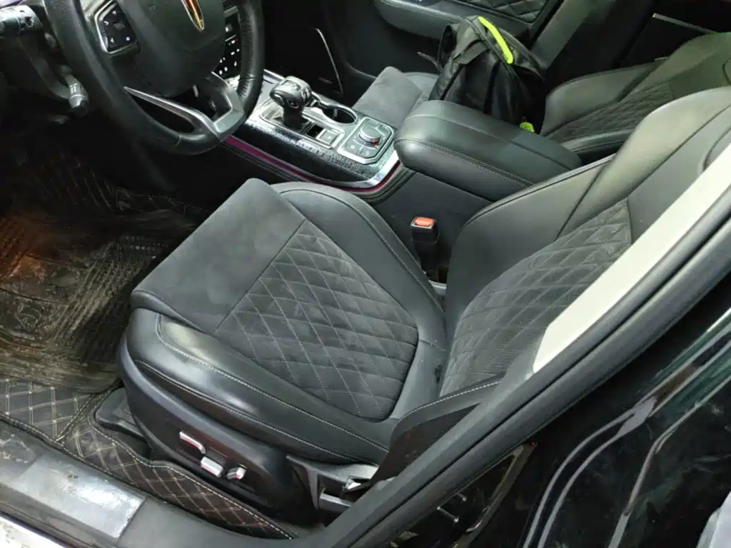Hongqi HS7 2021 2021 2.0T DCT FWD Smart Connect Qi Xiang Edition