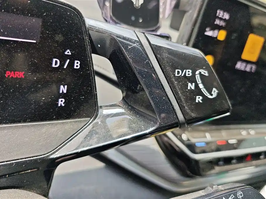 VOLKSWAGEN ID.4 CROZZ