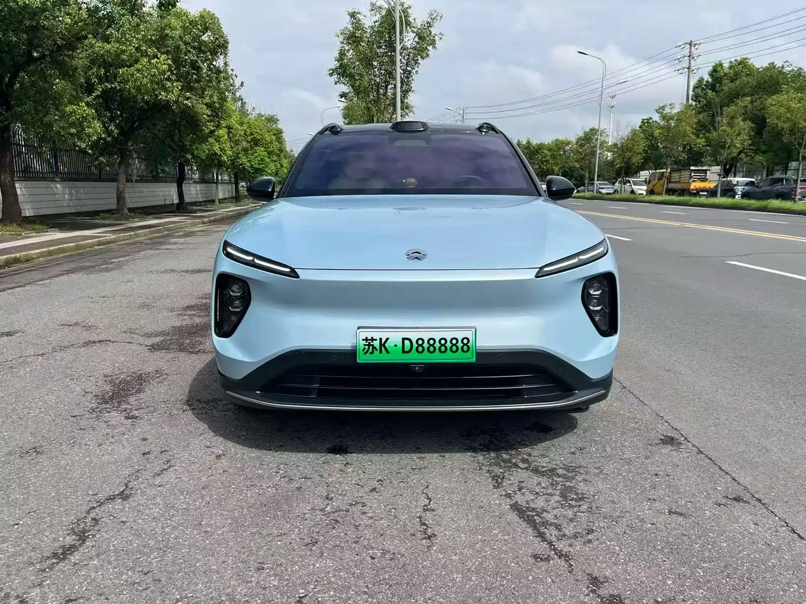Фото 2 - NIO ES6