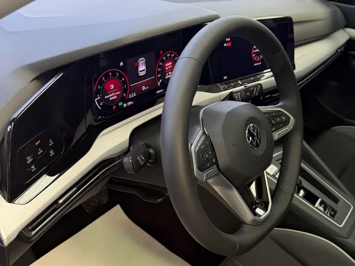 Volkswagen Golf 2021 280TSI DSG Pro фото 12