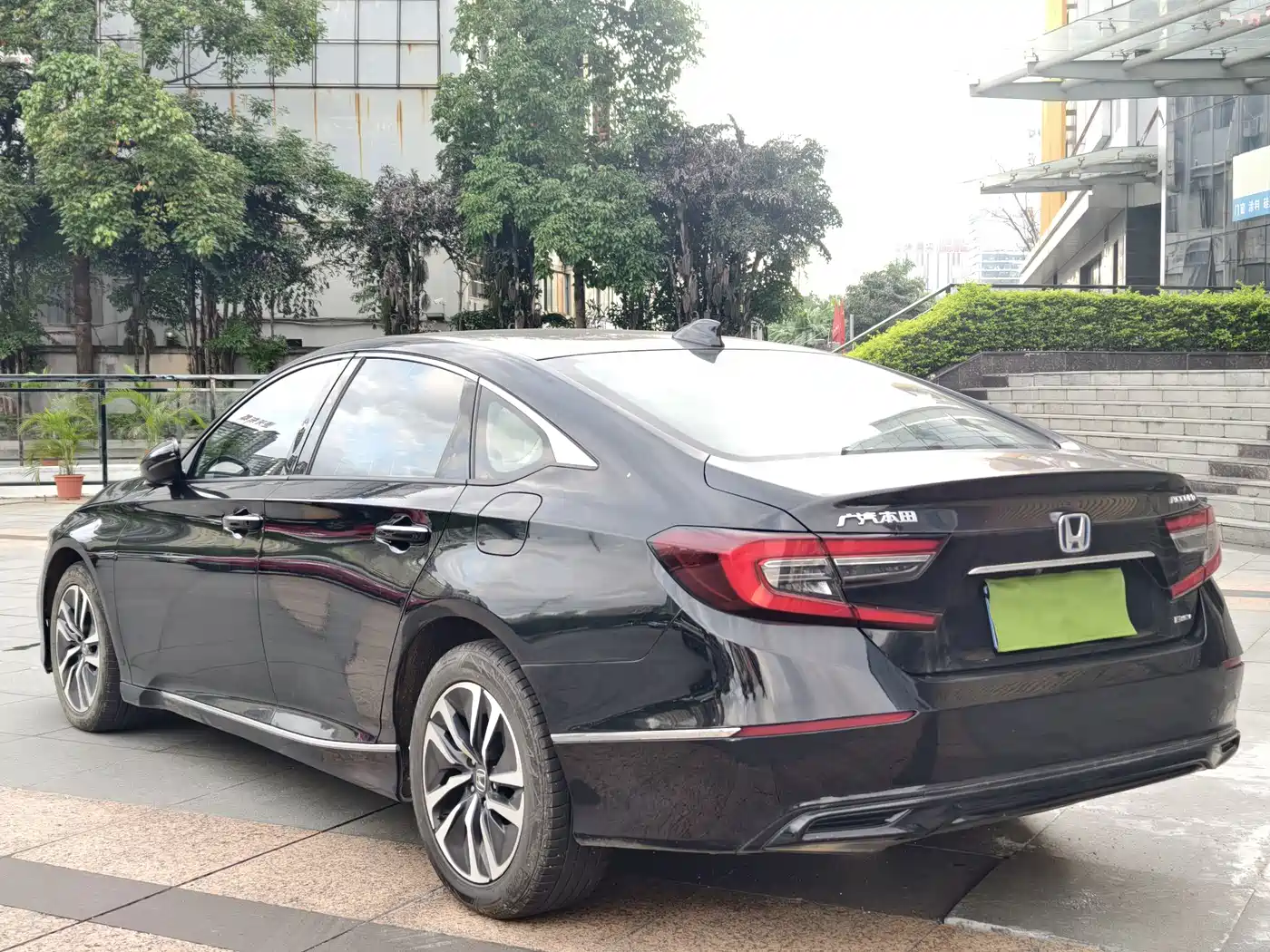 Фото 7 - Honda Accord