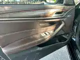 Photo 3 - BMW 5 Series