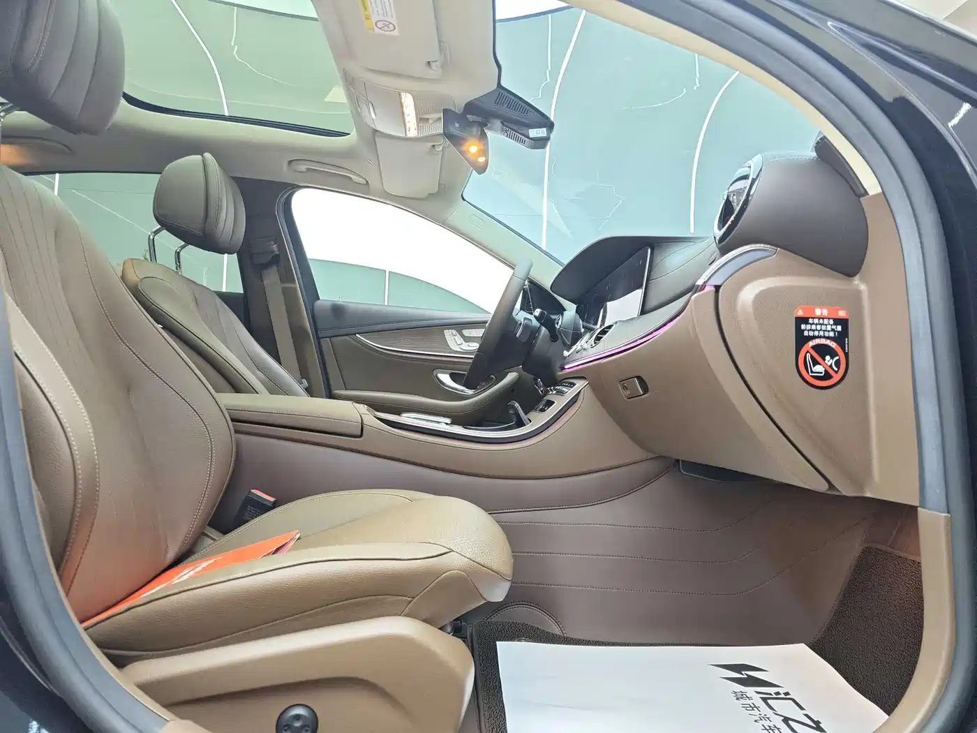 Mercedes-Benz E-Class 2022 E 300 L Fashion фото 15
