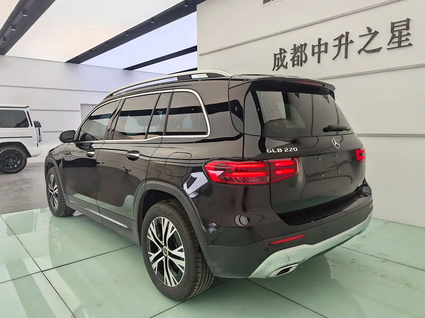 Mercedes-Benz GLB 2025 GLB 220 Dynamic фото 5