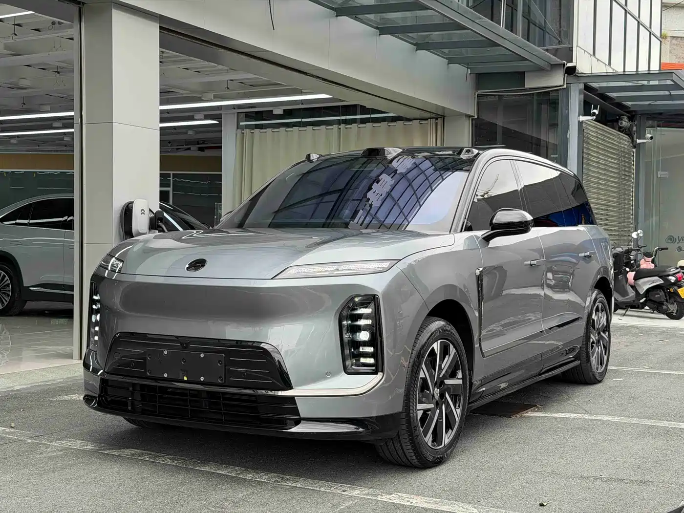 NIO ES9