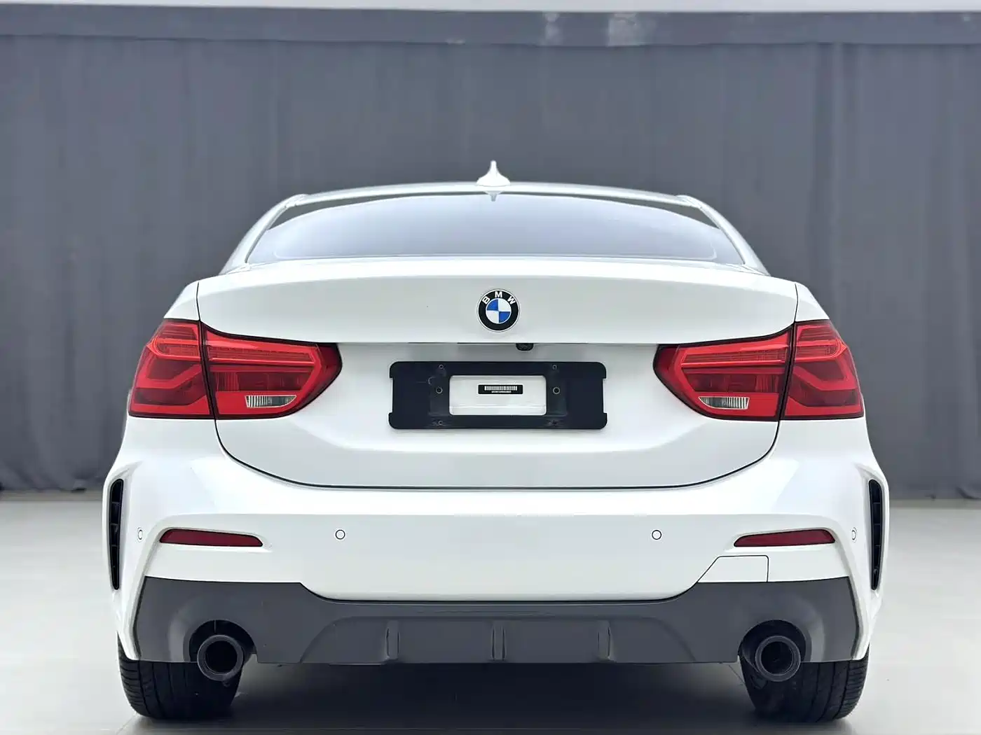 BMW 1 Series 2021 Facelift 120i M Sport Shadow Edition фото 14