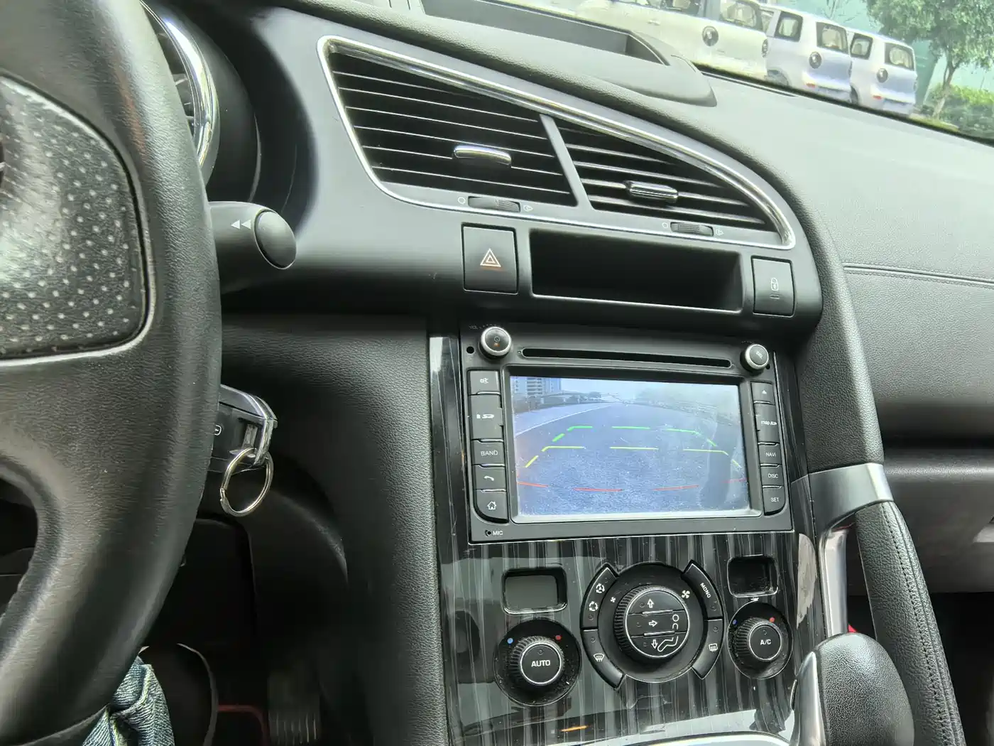 Peugeot 3008 2015 2.0L Automatic Trend Edition фото 22