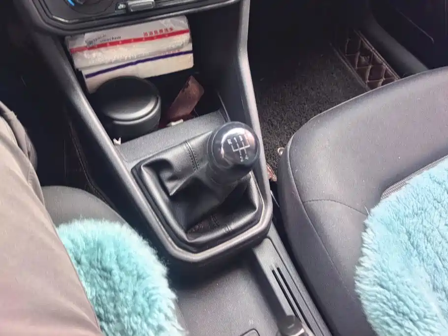 Photo 16 - Volkswagen Jetta