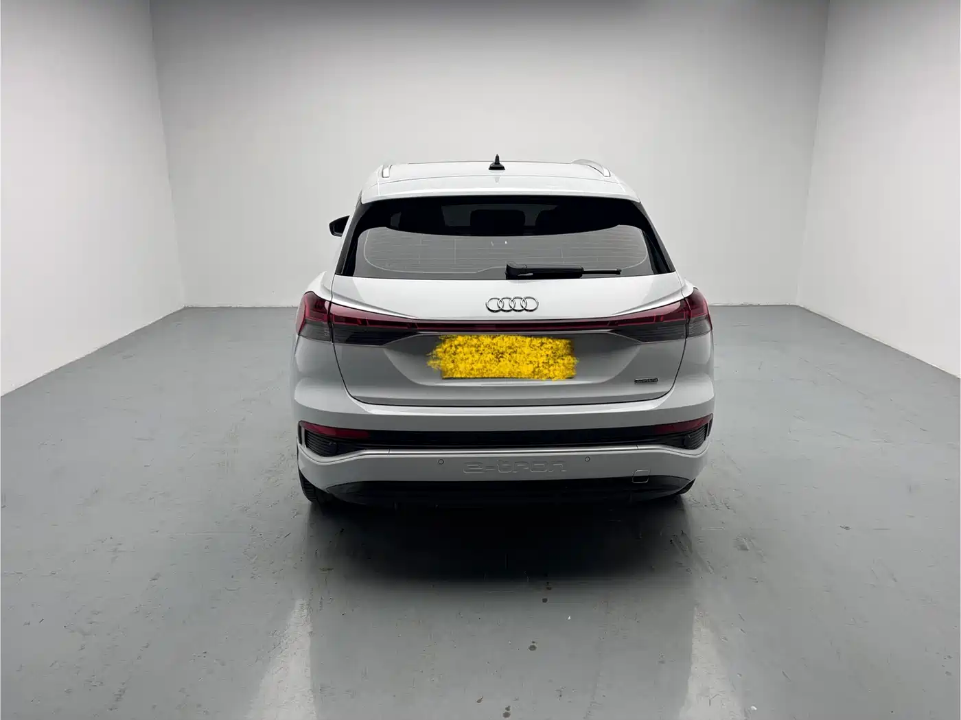 Audi Q4 e-tron 2022 50 e-tron quattro Innovation Edition фото 5