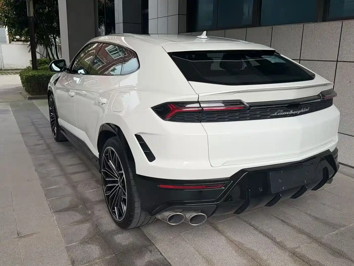 Lamborghini Urus SE 2026 2025 4.0T Standard Edition