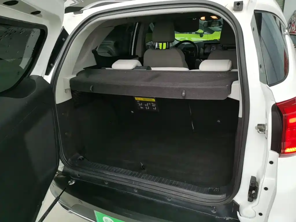 BYD Yuan Pro 2024 2023 401KM Luxury