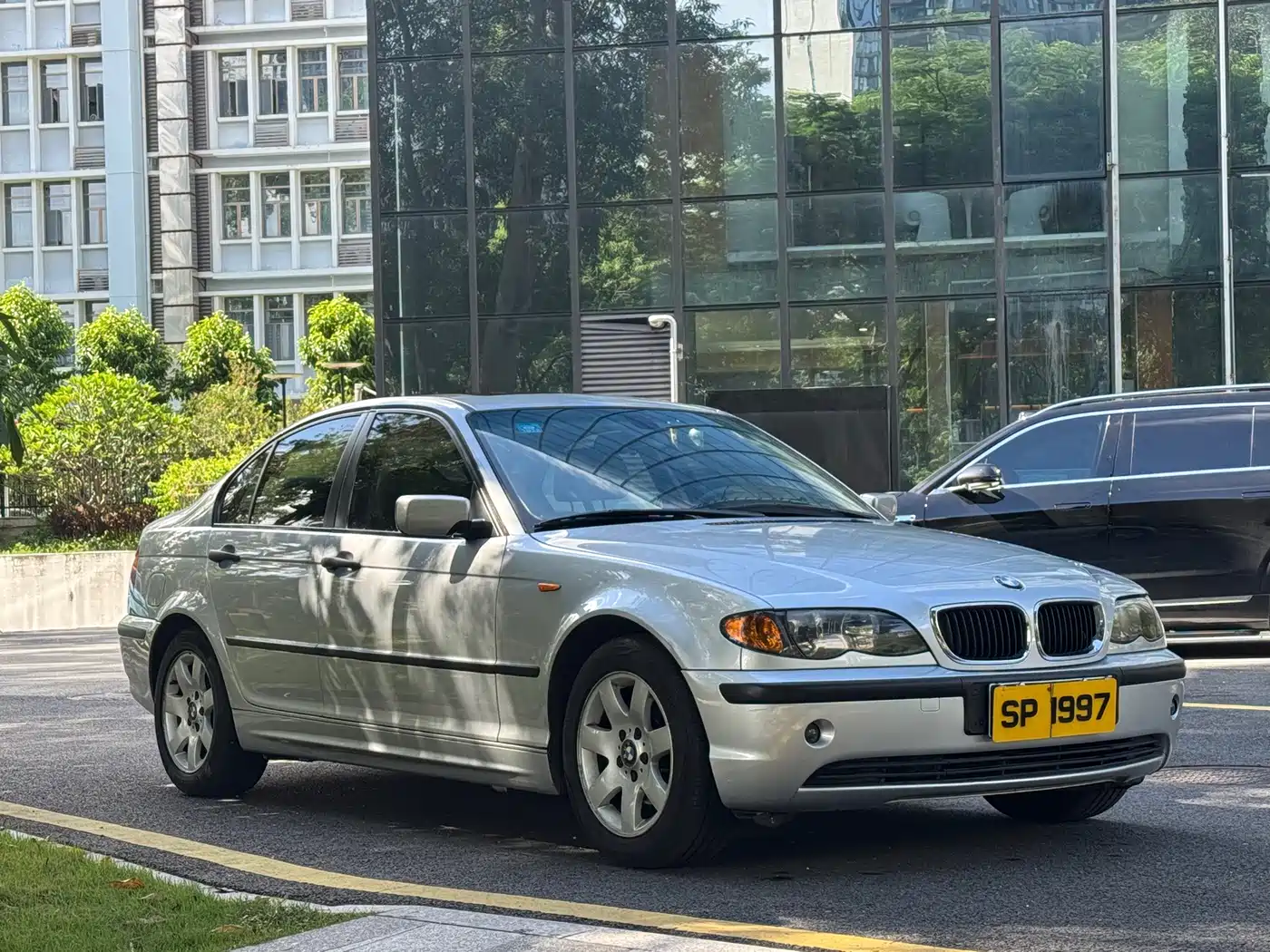 BMW 3 Series 2005 2004 318i