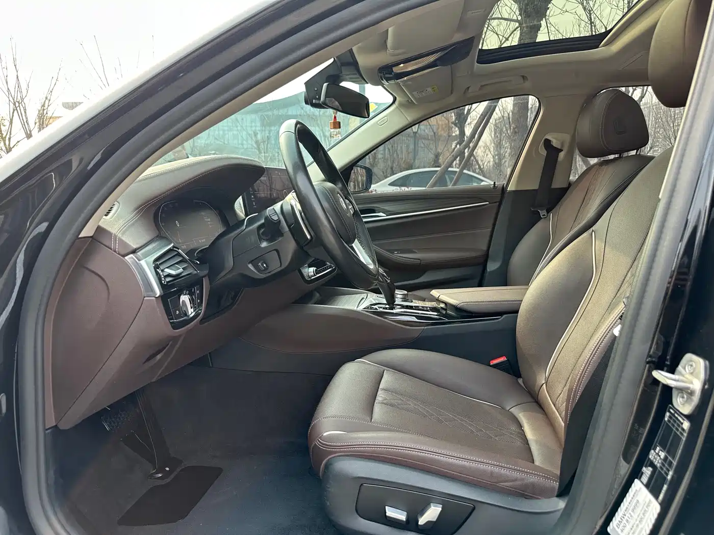 BMW 5 Series 2021 530Li Leading Luxury Package фото 4