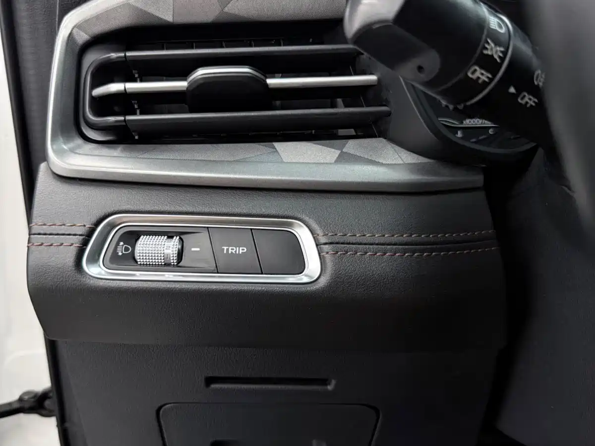 Geely Emgrand X6 2022 2021 Model PRO 1.4T Automatic Premium