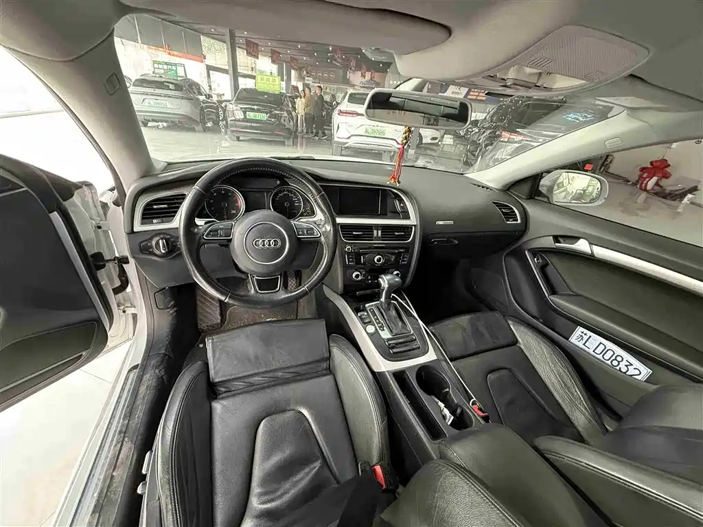 Audi A5 (Import) 2016 Facelift Coupe 45 TFSI Comfort фото 16