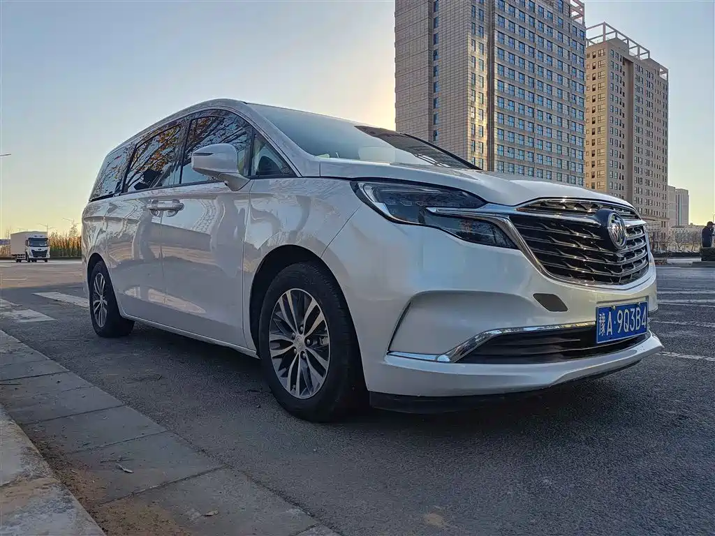 BUICK GL8