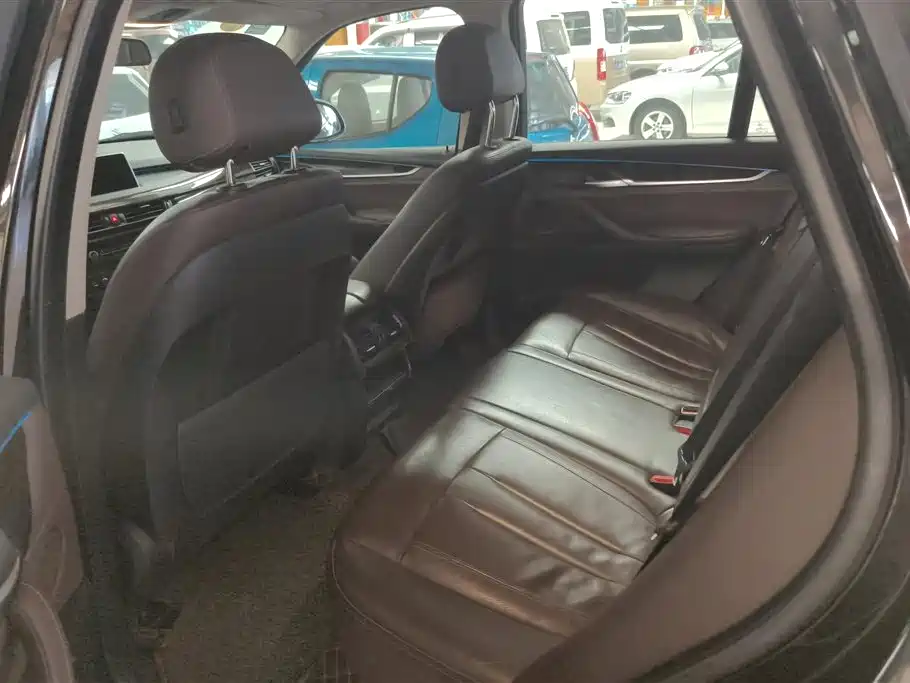 BMW X5 (Import) 2018 xDrive28i фото 11