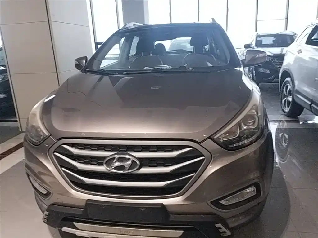 Hyundai Beijing Hyundai ix35 2013 2.0L Auto 2WD Smart GLS China IV фото 3