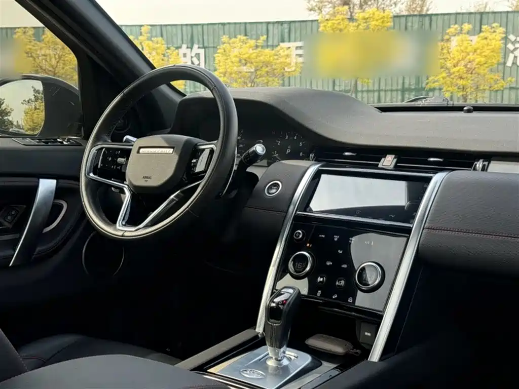 Land Rover Discovery Sport 2022 249PS Metropolis Edition 5-Seater фото 19