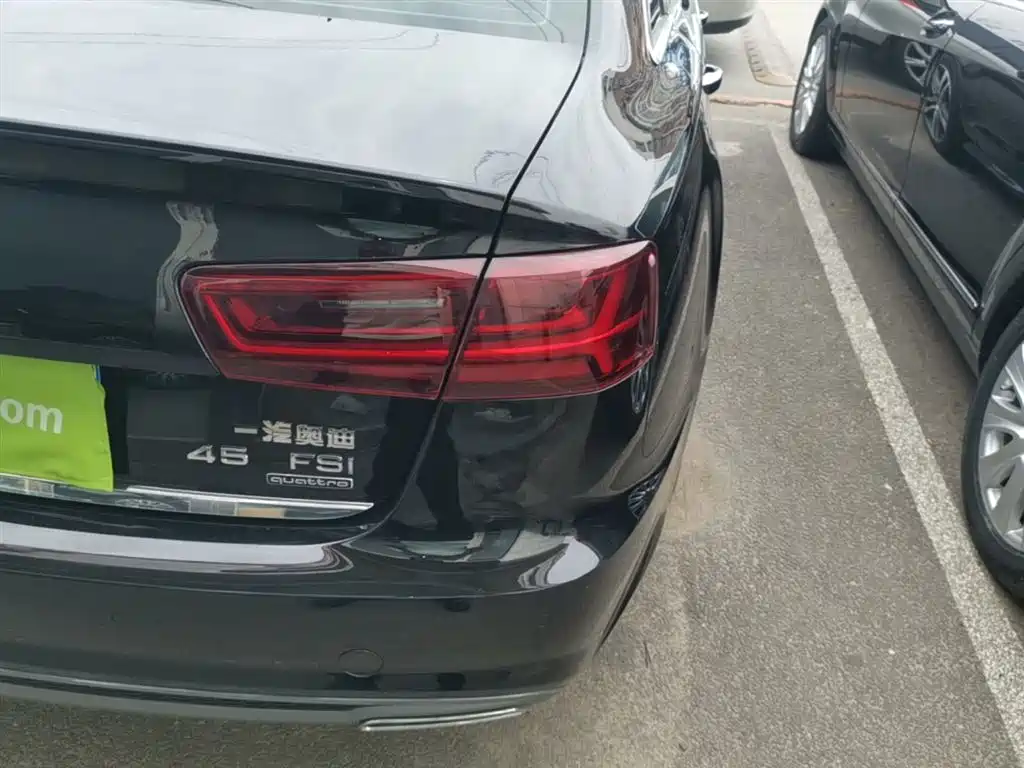 Audi A6L 2018 30th Anniversary 45 TFSI quattro Sport фото 8