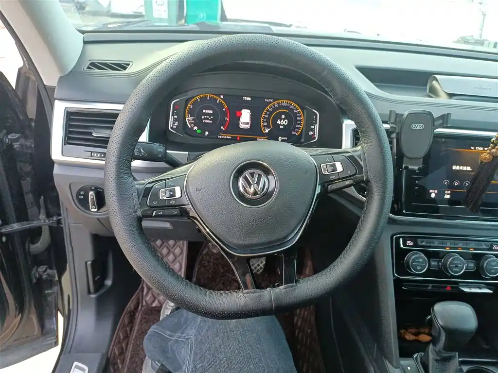 VOLKSWAGEN TOURANG