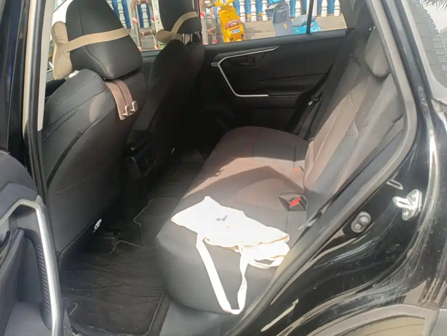 Toyota Wildlander 2025 2024 2.0L CVT FWD Leading Edition