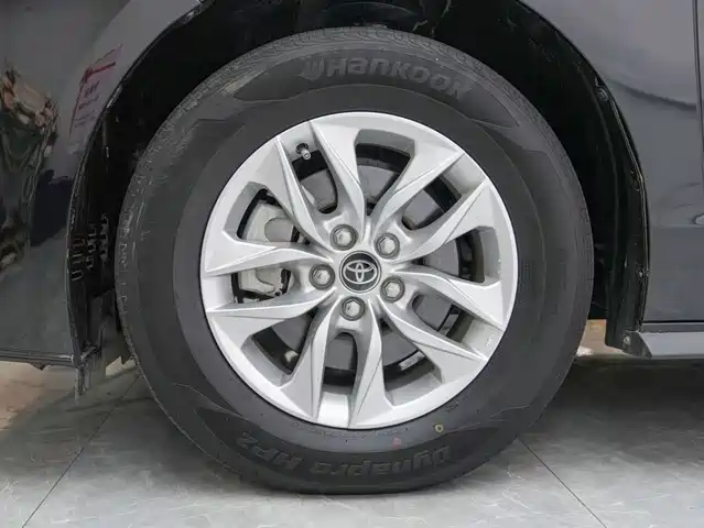 Toyota Granvia 2024 2.5L Hybrid Comfort — фото 5