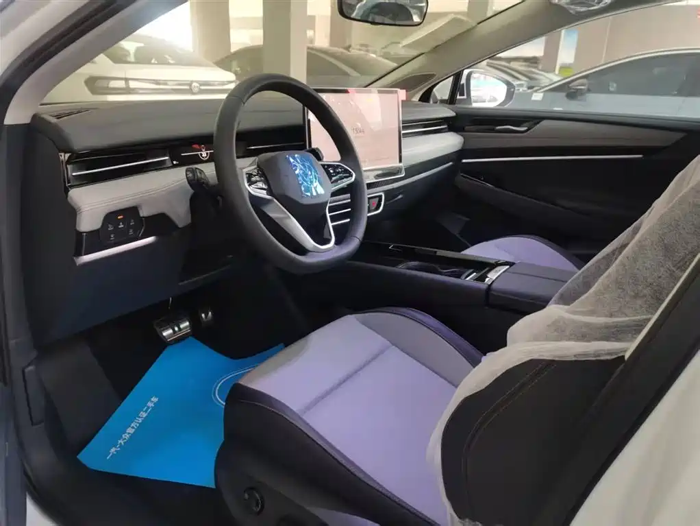 VOLKSWAGEN ID.7 VIZZION