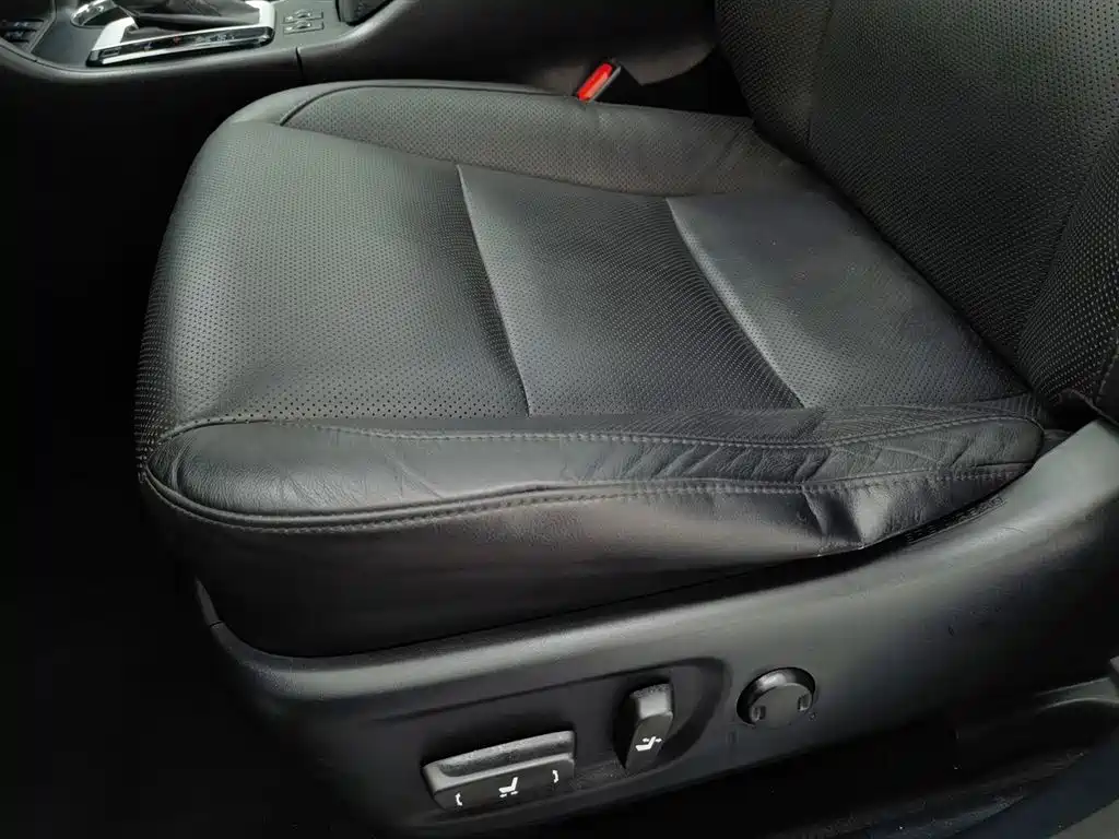 Toyota Highlander 2015 3.5L 4WD Luxury Edition 7-seater фото 20