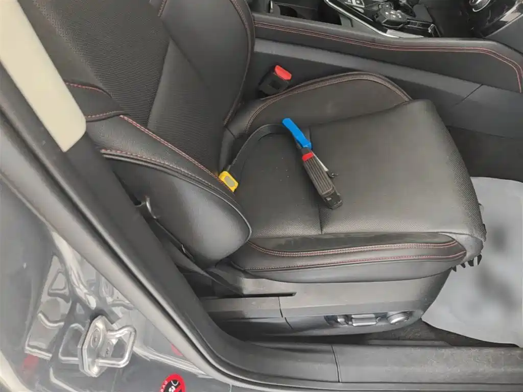 Lynk & Co 02 2019 1.5T DCT FWD Jin Pro Version China VI фото 25
