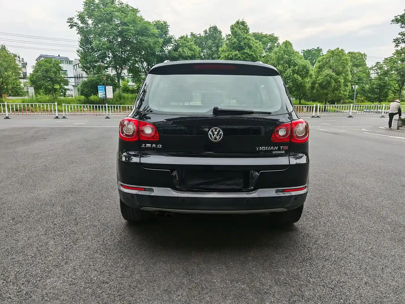 Volkswagen Tiguan 2010 1.8TSI Automatic 4WD Elite фото 6