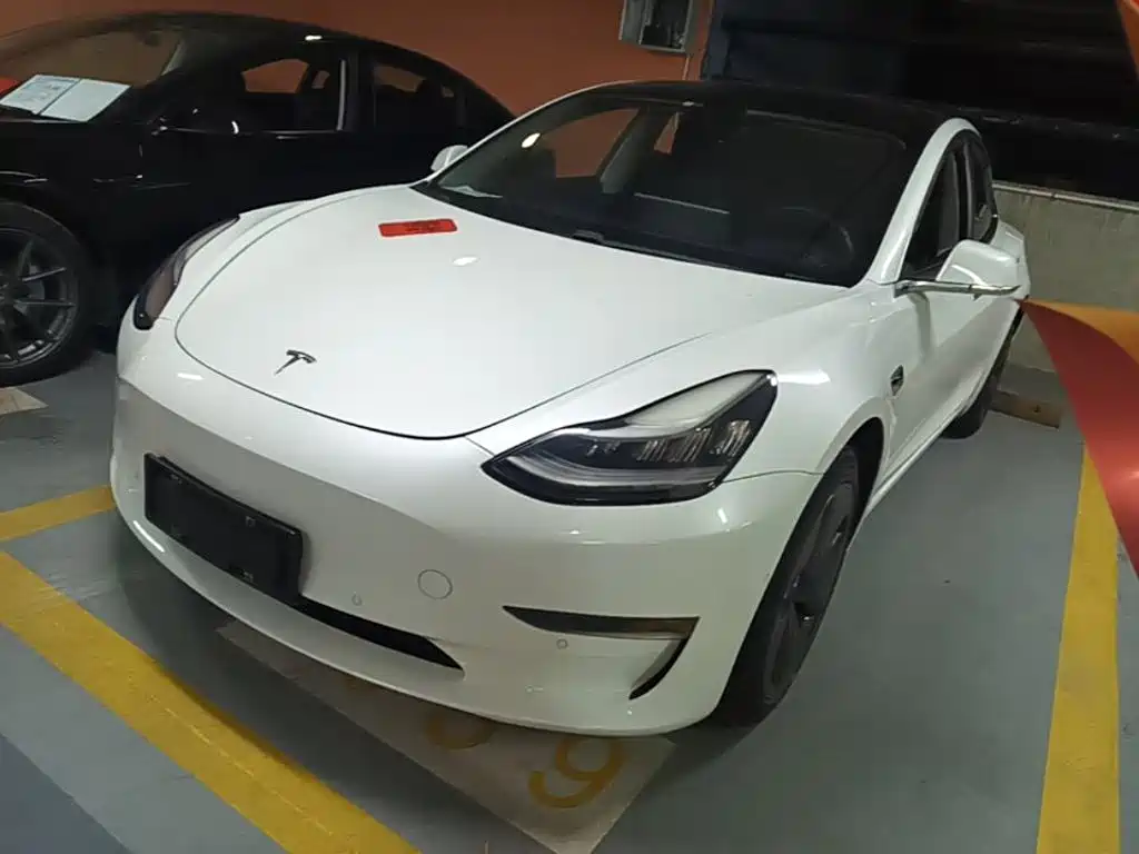 Photo 2 - Tesla Model 3 (Import)