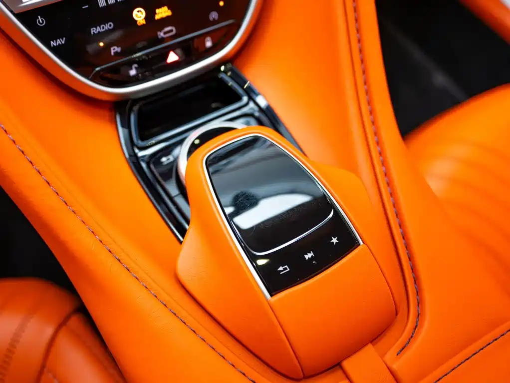 Aston Martin DB11 2020 2020 4.0T V8 Coupe
