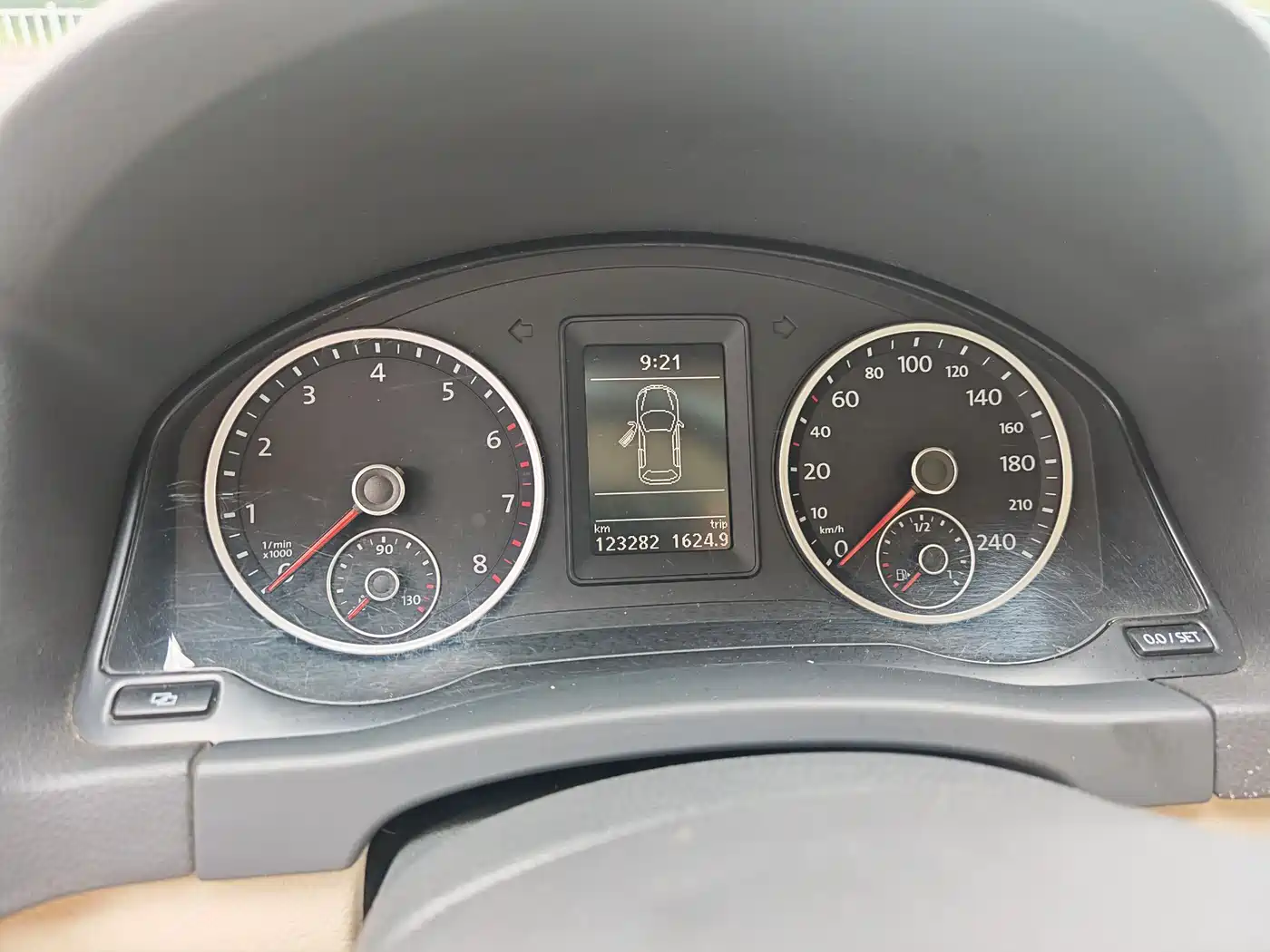 Volkswagen Tiguan 2010 1.8TSI Automatic 4WD Elite фото 15