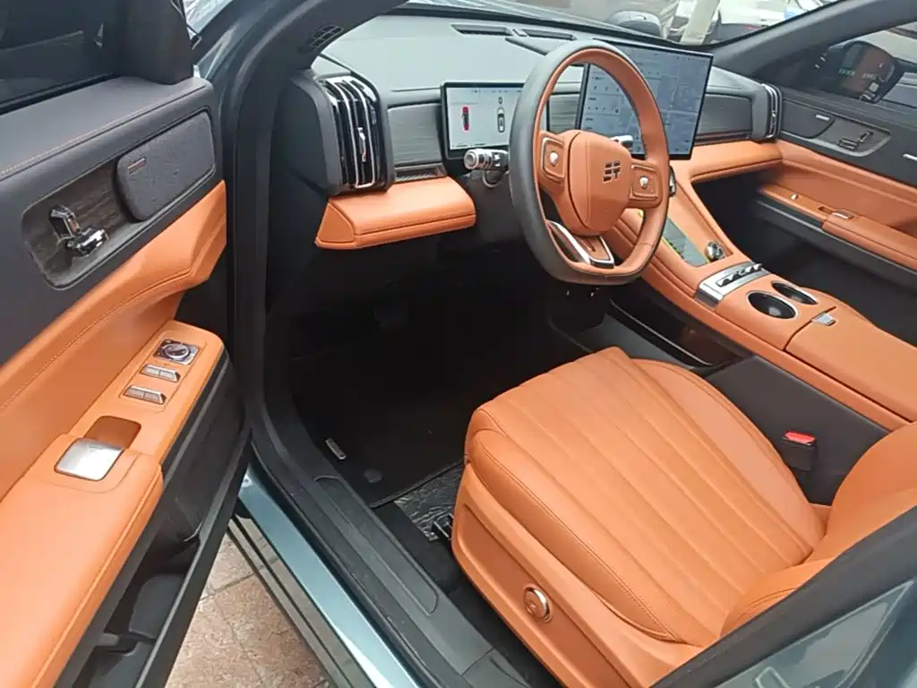 Jetour X70L 2025 2025 2.0T Automatic Flagship 7-Seater